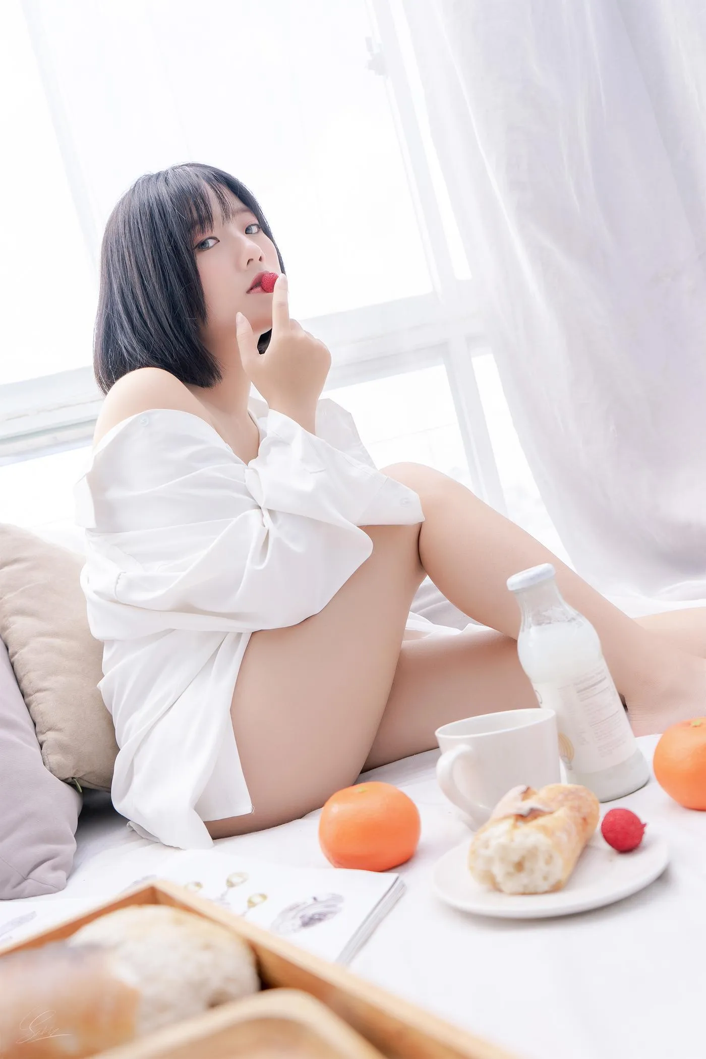 Messie Huang – NO.08 Boyfriends shirt [26P]插图5